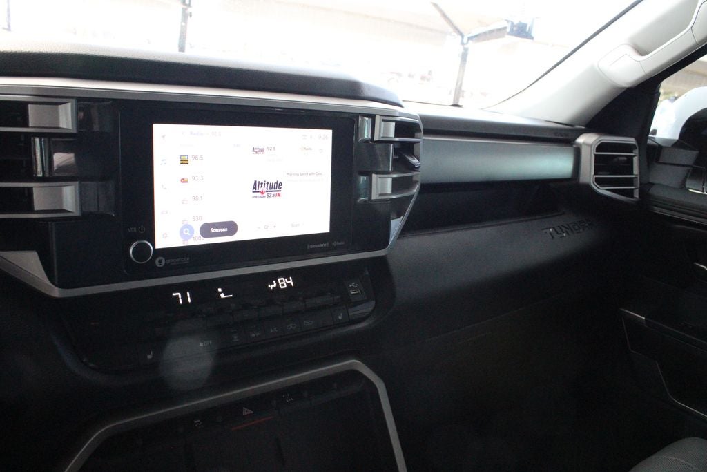 2022 Toyota TUNDRA 4X4 SR5