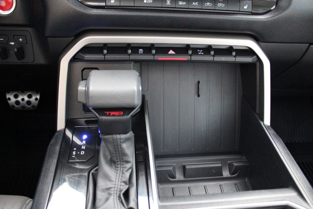 2022 Toyota TUNDRA 4X4 SR5