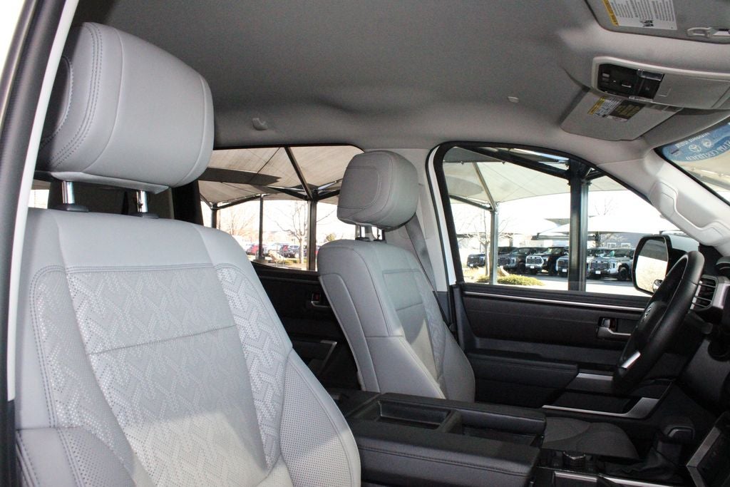 2022 Toyota TUNDRA 4X4 SR5