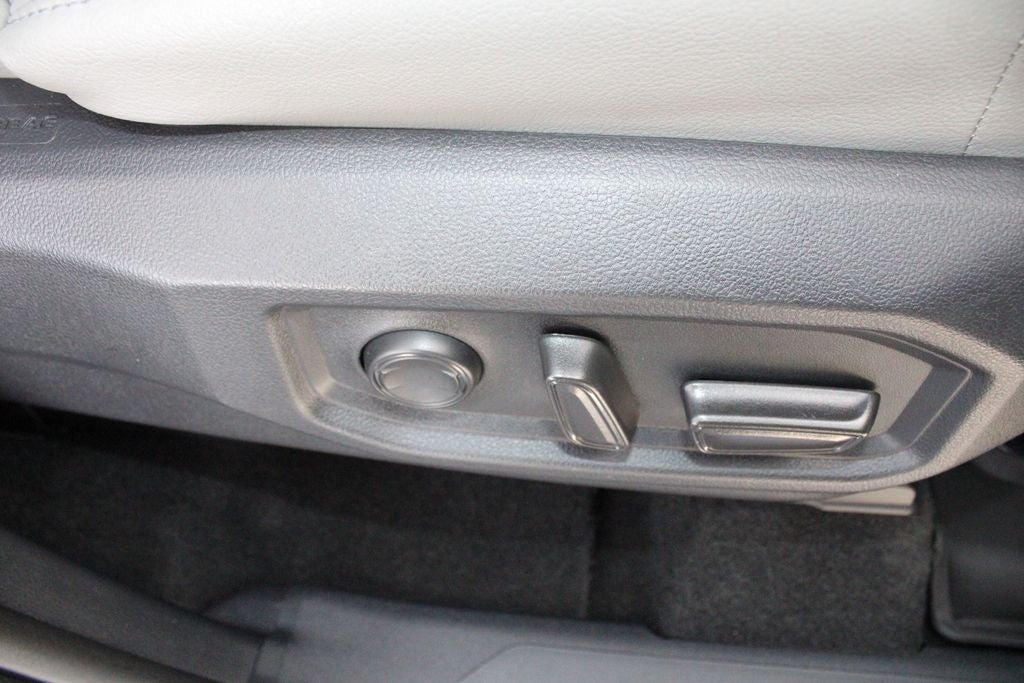 2022 Toyota TUNDRA 4X4 SR5