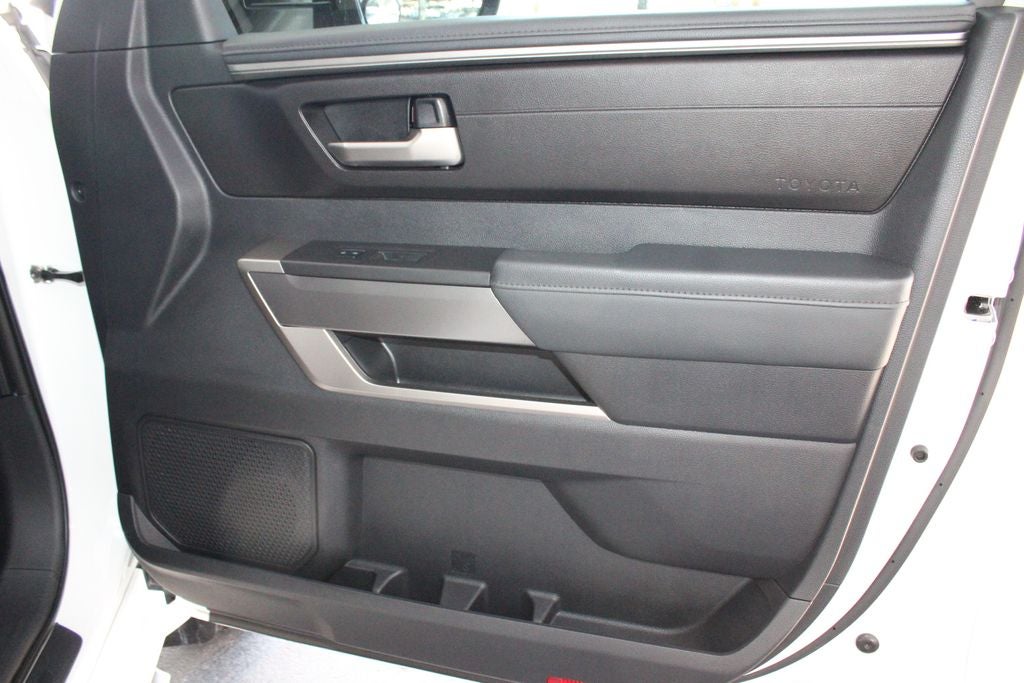 2022 Toyota TUNDRA 4X4 SR5