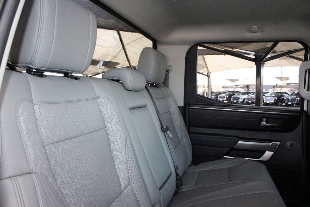 2022 Toyota TUNDRA 4X4 SR5