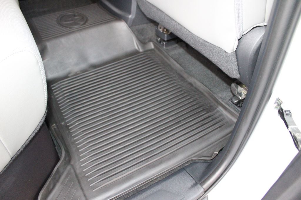 2022 Toyota TUNDRA 4X4 SR5