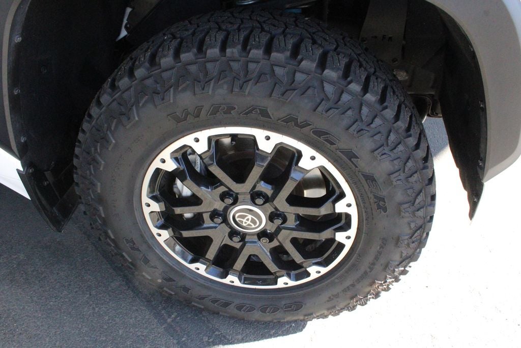 2022 Toyota TUNDRA 4X4 SR5