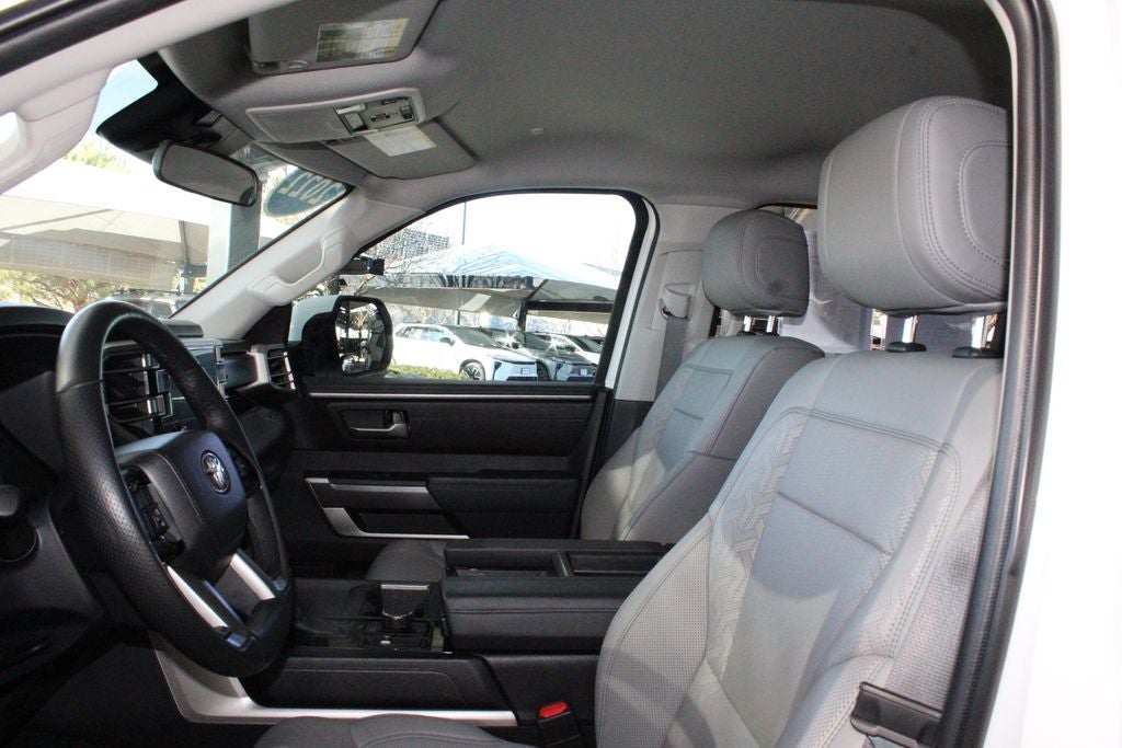 2022 Toyota TUNDRA 4X4 SR5