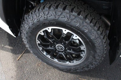 2022 Toyota TUNDRA 4X4 SR5