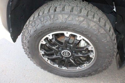 2022 Toyota TUNDRA 4X4 SR5