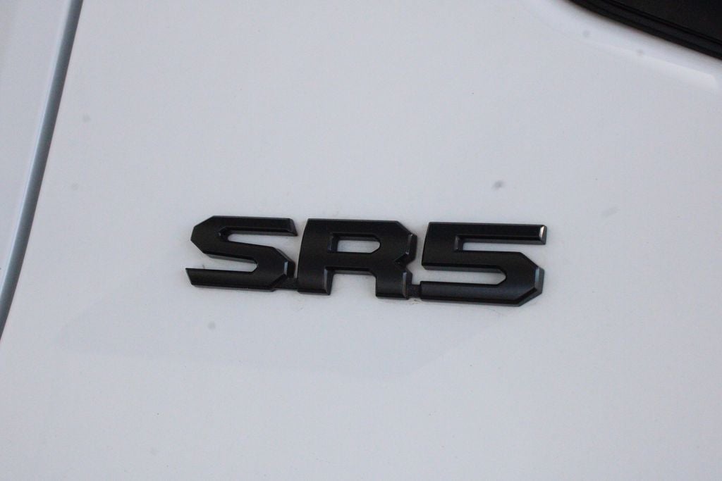 2022 Toyota TUNDRA 4X4 SR5