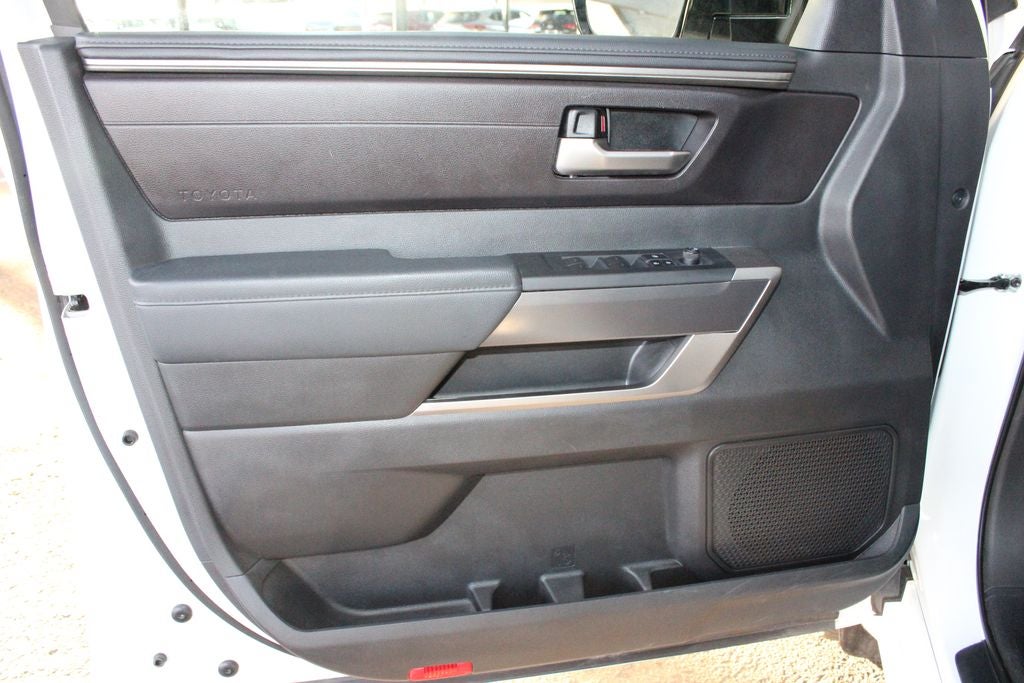 2025 Toyota TUNDRA 4X4 SR5