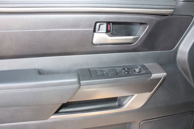 2025 Toyota TUNDRA 4X4 SR5