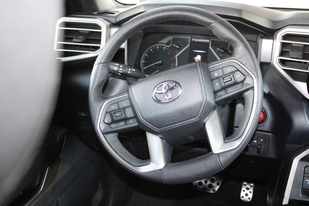 2025 Toyota TUNDRA 4X4 SR5