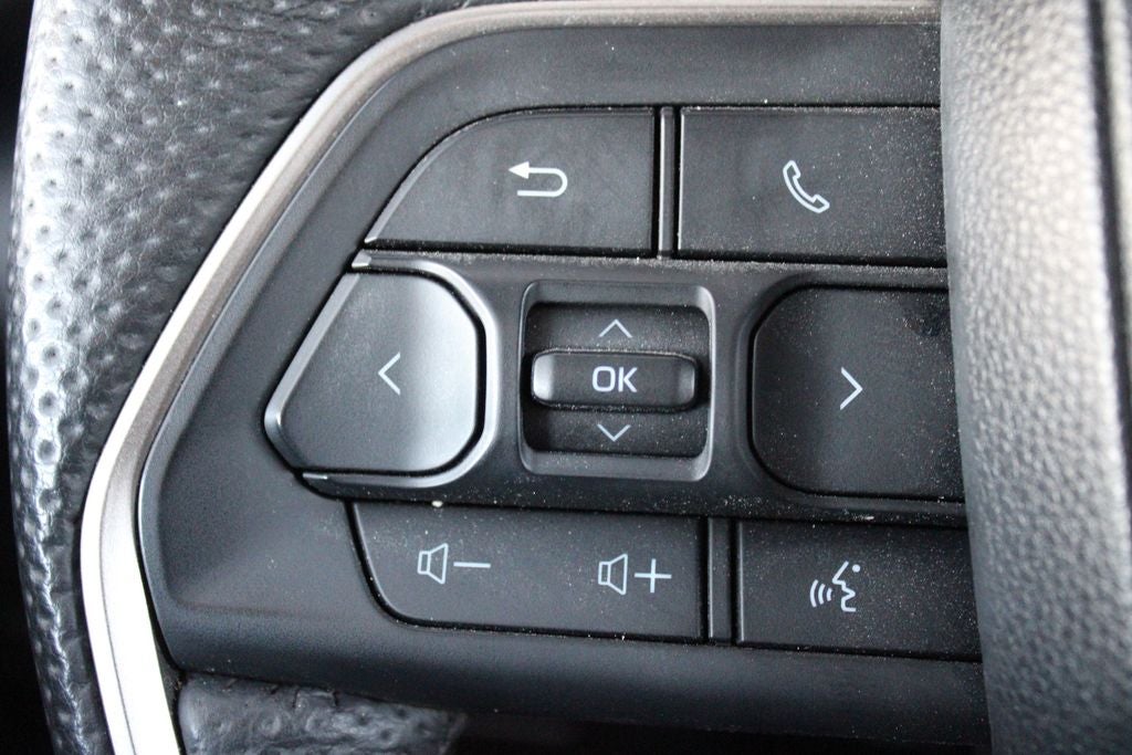 2025 Toyota TUNDRA 4X4 SR5