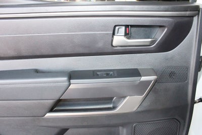 2025 Toyota TUNDRA 4X4 SR5