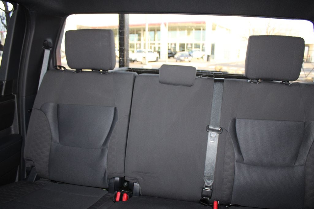 2025 Toyota TUNDRA 4X4 SR5