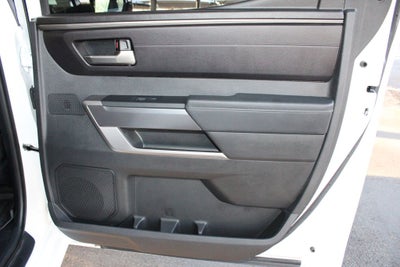 2025 Toyota TUNDRA 4X4 SR5