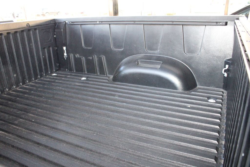 2025 Toyota TUNDRA 4X4 SR5