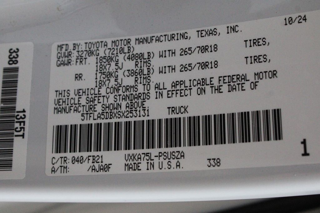 2025 Toyota TUNDRA 4X4 SR5