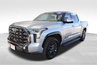2023 Toyota TUNDRA 4X4 Platinum