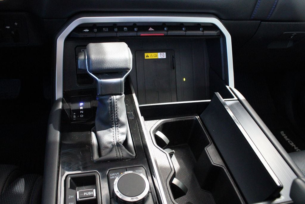 2023 Toyota TUNDRA 4X4 Platinum