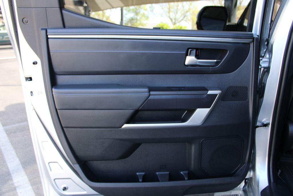2023 Toyota TUNDRA 4X4 Platinum