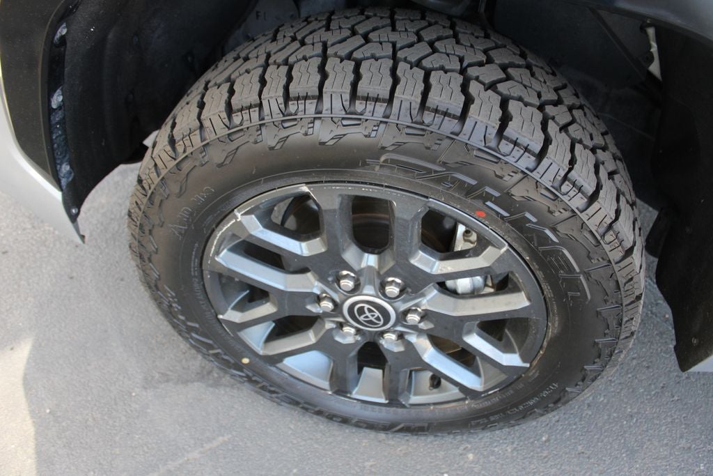 2023 Toyota TUNDRA 4X4 Platinum
