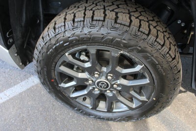 2023 Toyota TUNDRA 4X4 Platinum