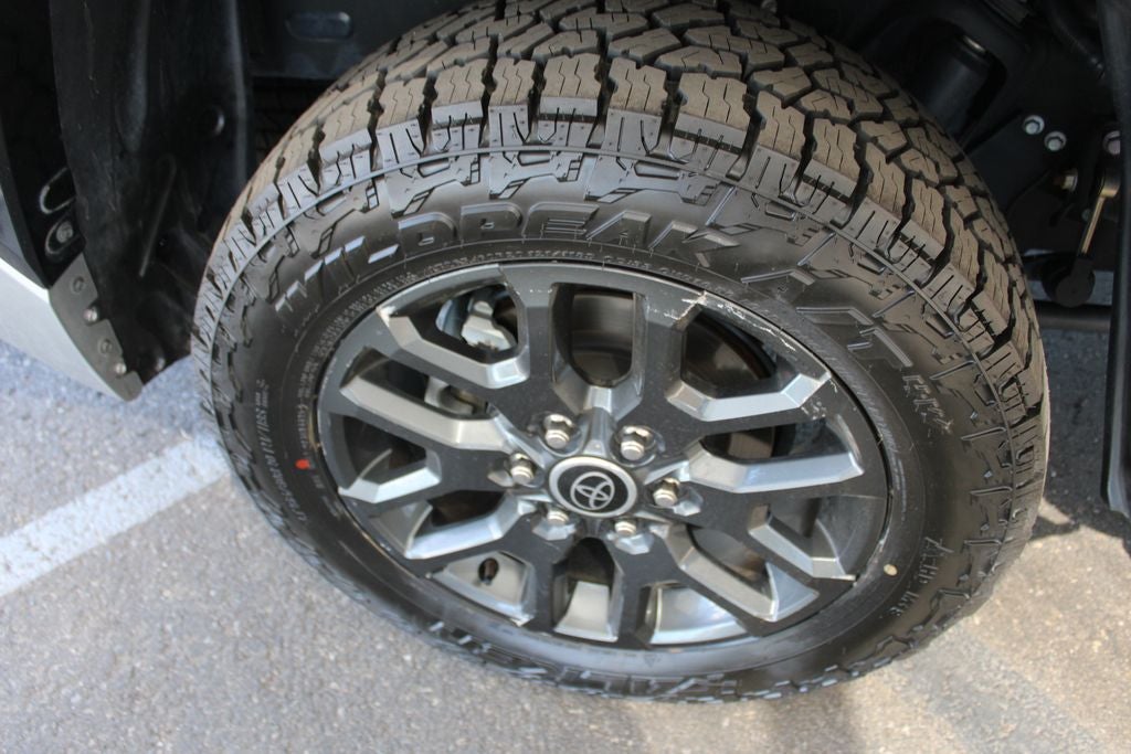 2023 Toyota TUNDRA 4X4 Platinum