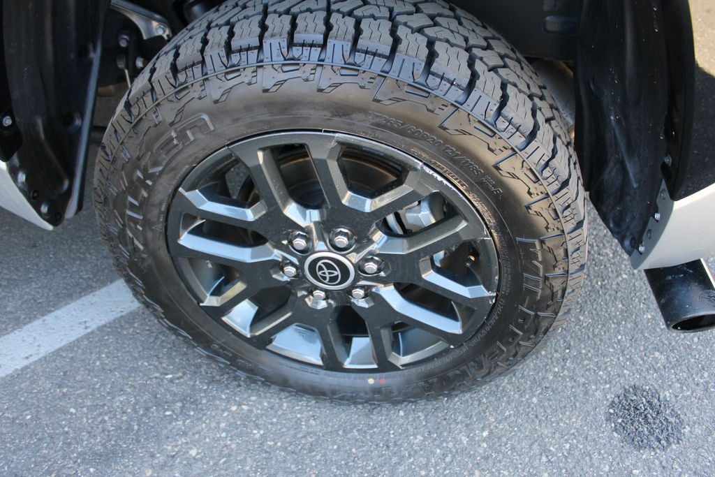 2023 Toyota TUNDRA 4X4 Platinum