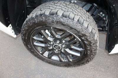 2022 Toyota TUNDRA HV 4X4 Platinum
