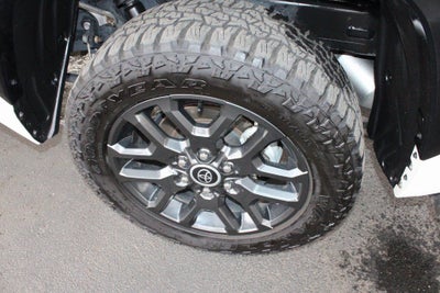 2022 Toyota TUNDRA HV 4X4 Platinum