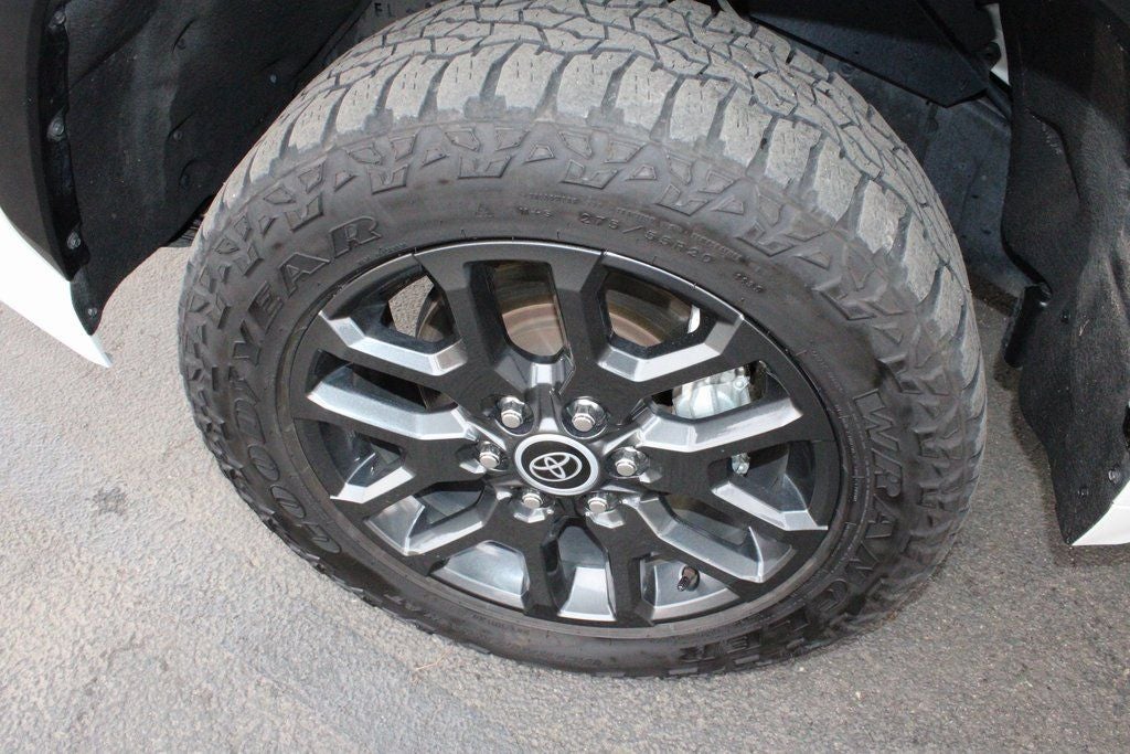 2022 Toyota TUNDRA HV 4X4 Platinum