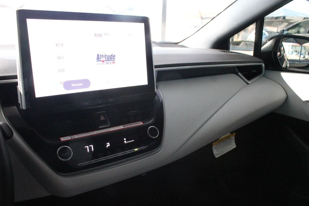 2026 Toyota COROLLA SE