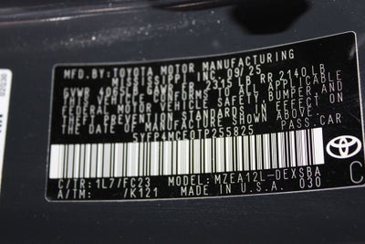 2026 Toyota COROLLA SE