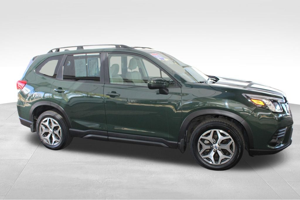 2024 Subaru Forester Premium