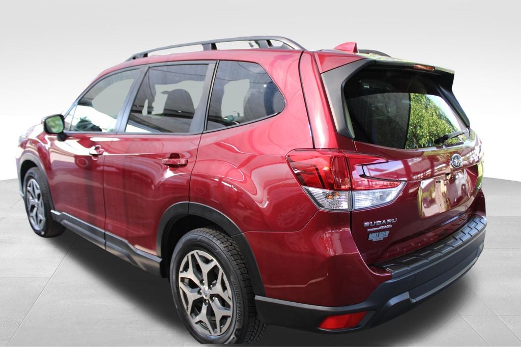 2022 Subaru Forester Premium