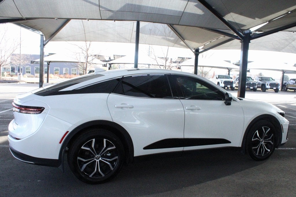 2023 Toyota Toyota Crown LTD Limited