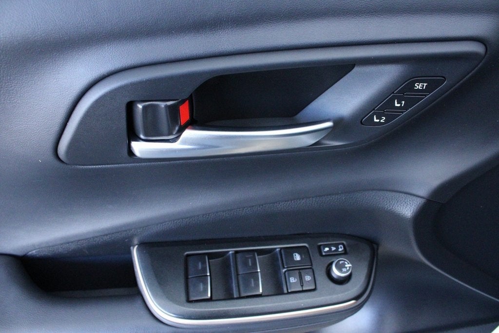 2023 Toyota Toyota Crown LTD Limited