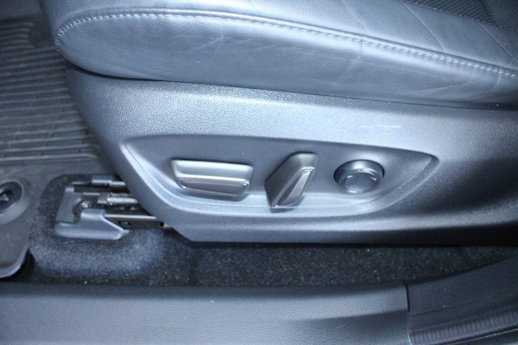 2023 Toyota Toyota Crown LTD Limited