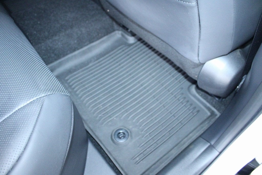 2023 Toyota Toyota Crown LTD Limited