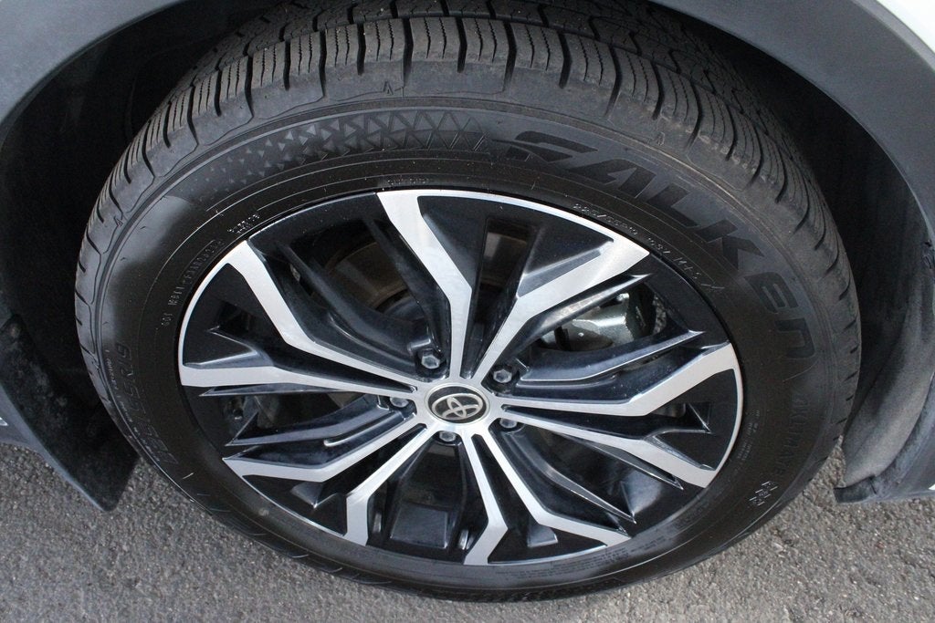 2023 Toyota Toyota Crown LTD Limited