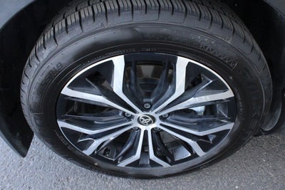 2023 Toyota Toyota Crown LTD Limited