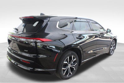 2025 Toyota Toyota Crown Signia XLE