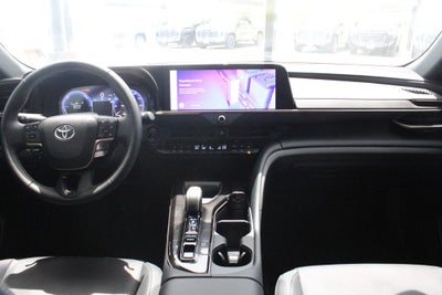 2025 Toyota Toyota Crown Signia XLE