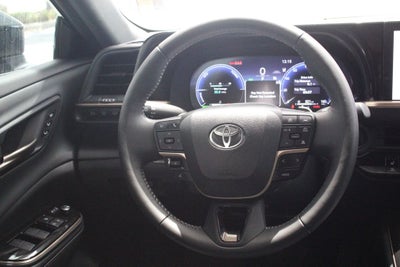 2025 Toyota Toyota Crown Signia XLE