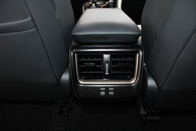 2025 Toyota Toyota Crown Signia XLE