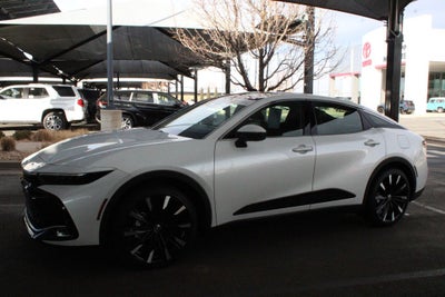 2025 Toyota CROWN Platinum