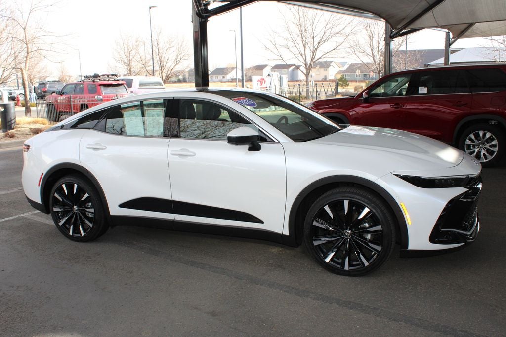 2025 Toyota CROWN Platinum