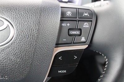 2025 Toyota CROWN Platinum