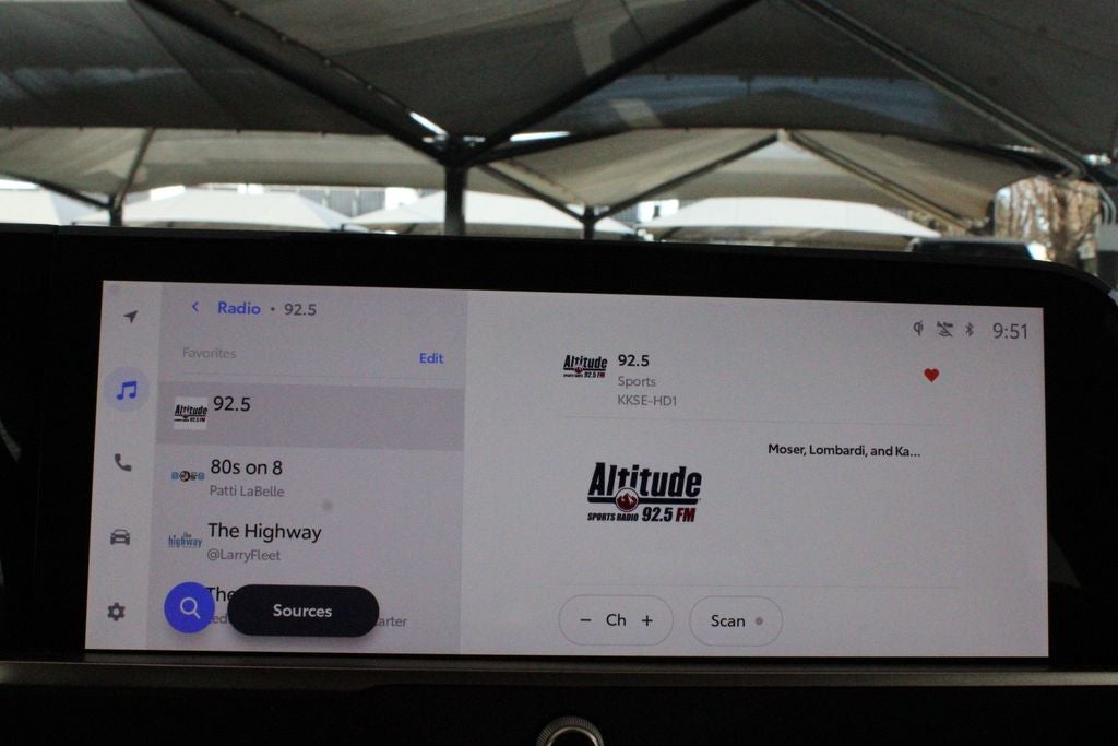 2025 Toyota CROWN Platinum