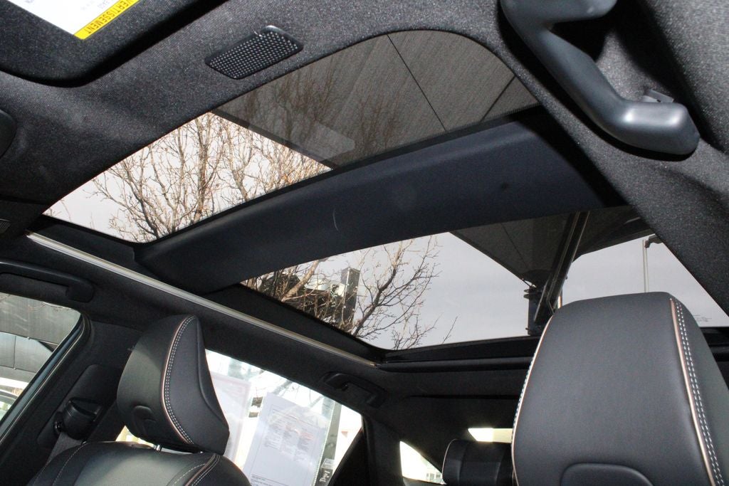 2025 Toyota CROWN Platinum